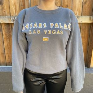 Cesar’s palace grey sweatshirt crew neck large